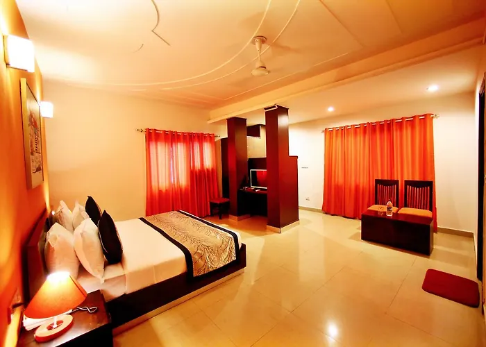 Lohmod Hotel At National Highway 8 - Free Airport Transffer