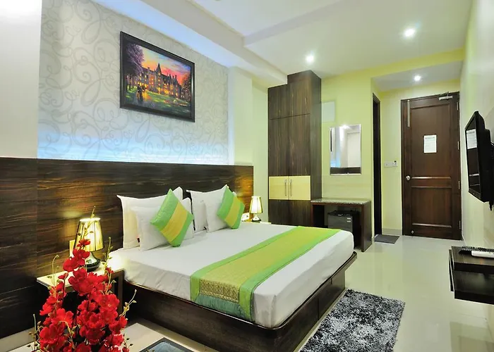 Hotel Sky Rich International - 05 Mins From Karol Bagh Metro Station