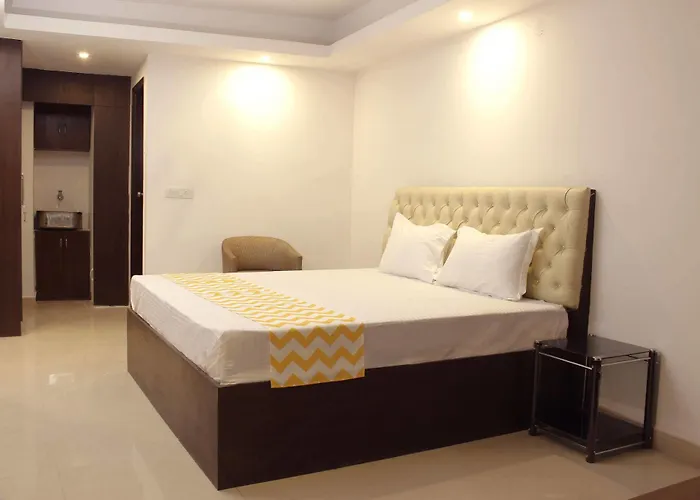 Fabhotel Blueberry Hauz Khaz