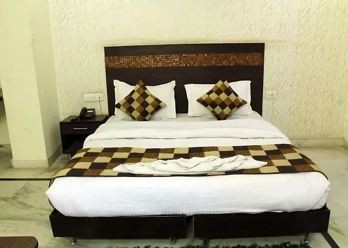 Hotel Jasola Apollo