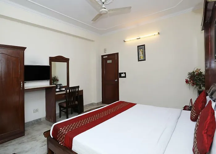 Hotel Garden View Karol Bagh