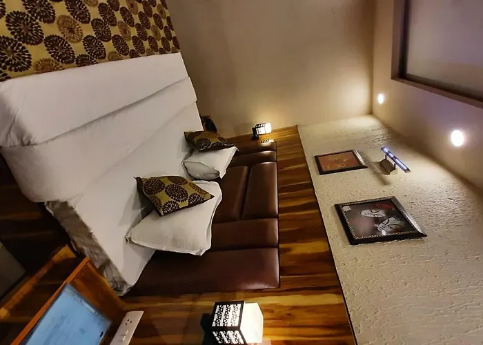 Krishna Inn