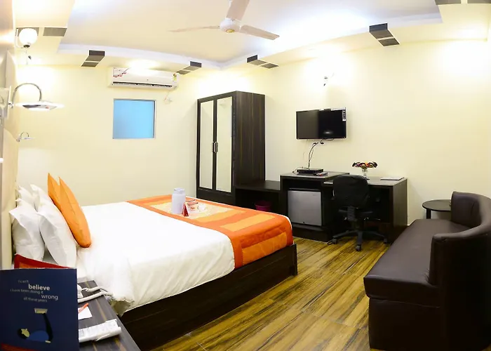 Oyo 9266 Hotel Kapoor Inn