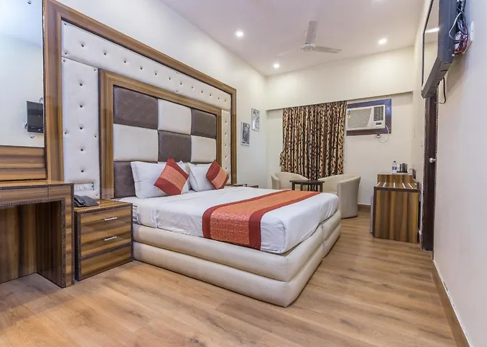 Rupam Hotel
