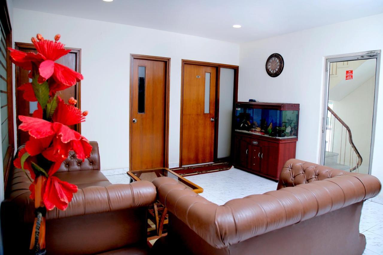 Maplewood Guest House, Neeti Bagh, New Delhiit Is A Boutiqu 2* New Delhi
