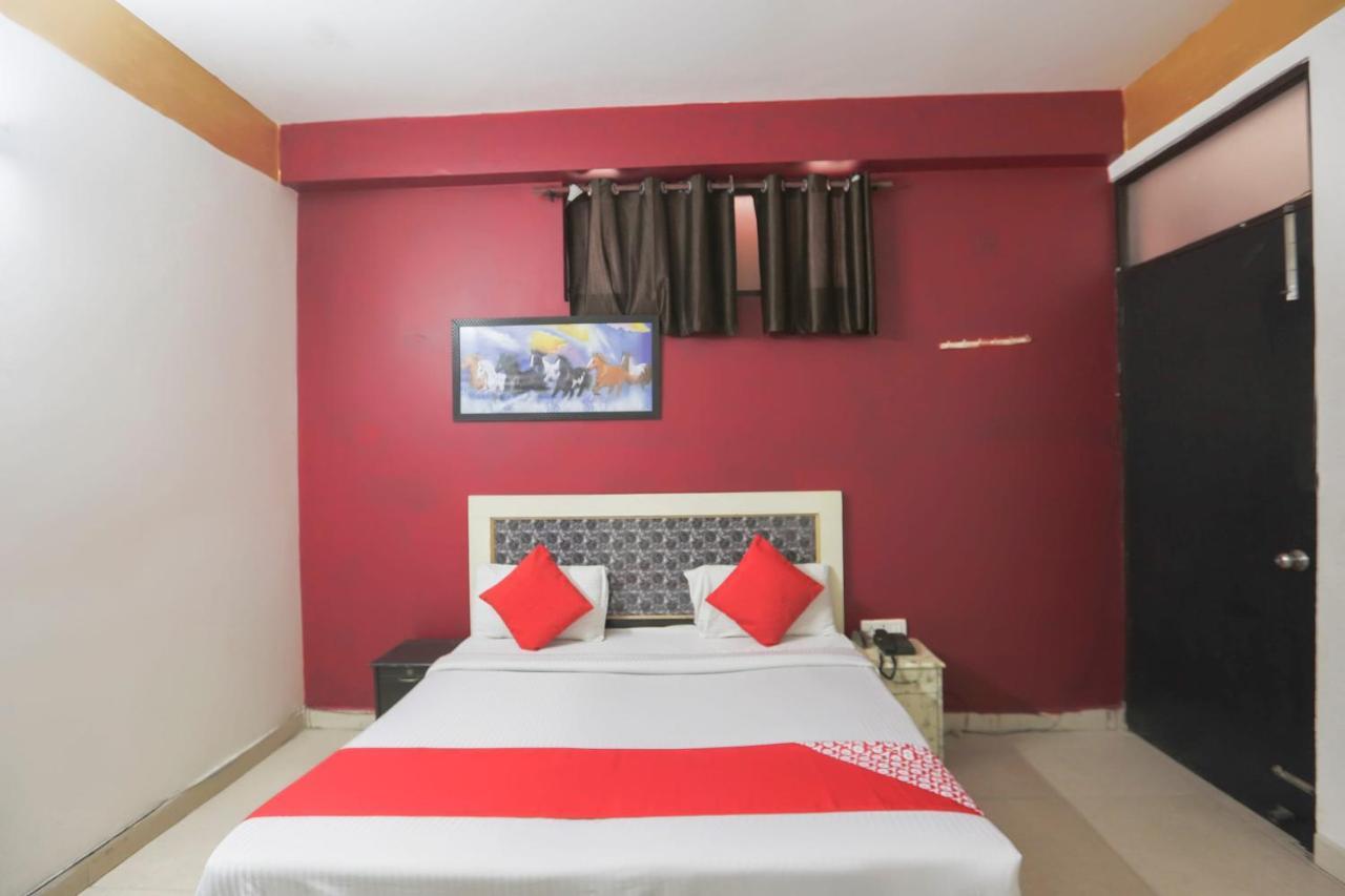Oyo 66487 Delight Homes 3* Kalkaji Devi