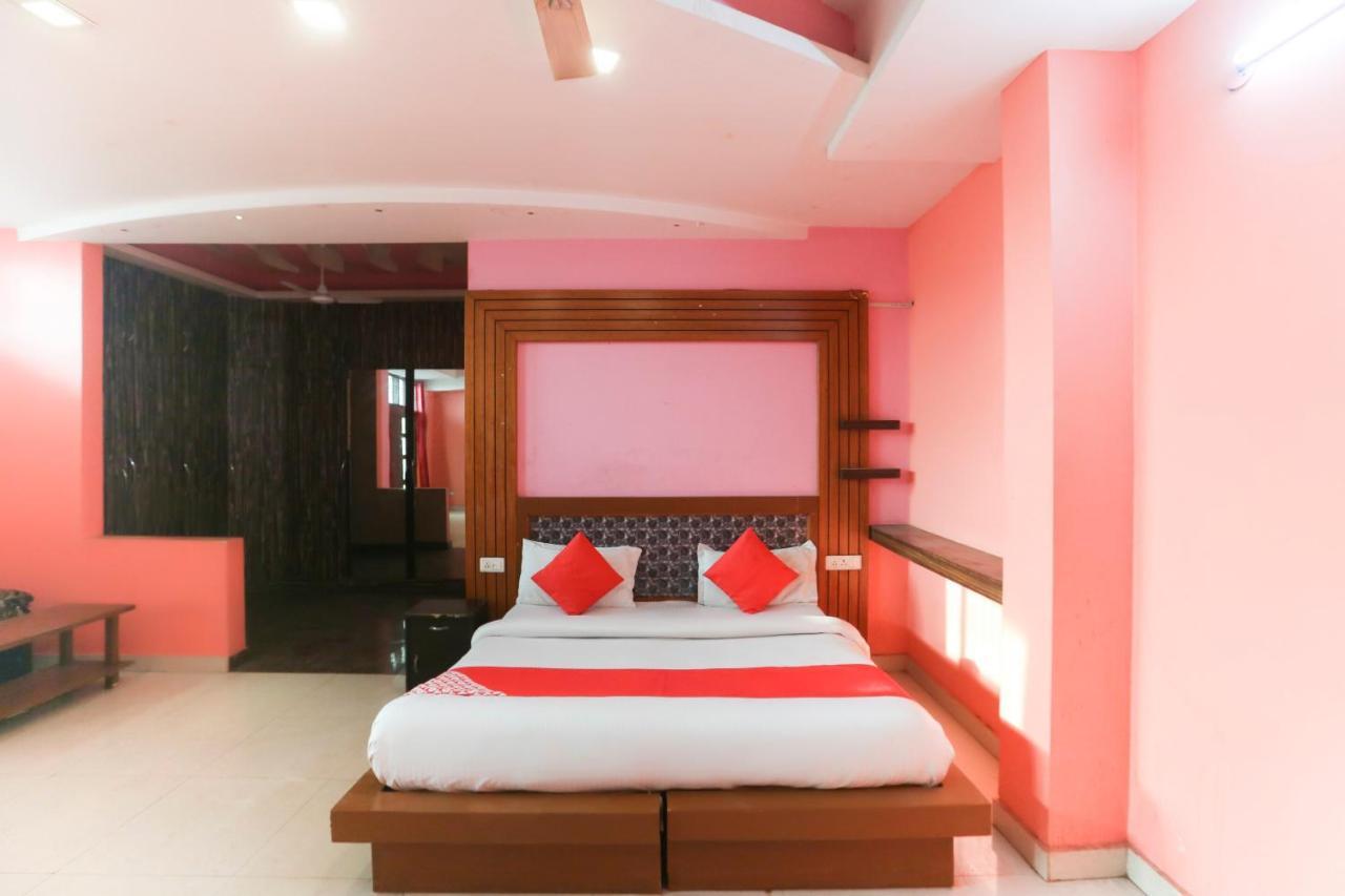 Oyo 66487 Delight Homes Hotel Kalkaji Devi
