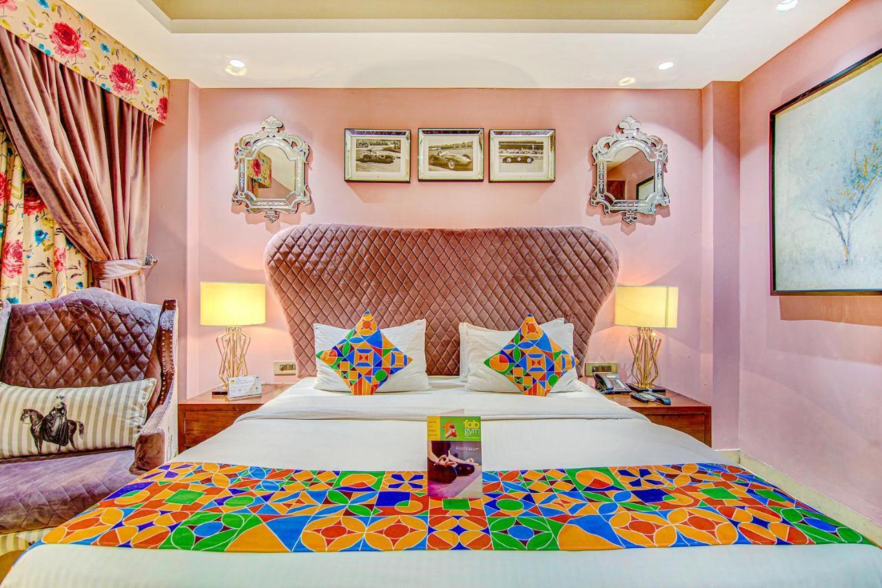 Hotel Fabhotel Cotts Vasant Kunj