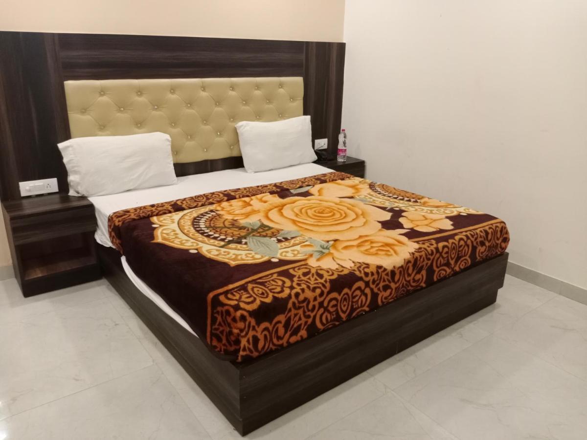 Hotel Sun Plaza - Mahipalpur Near Igi Airport