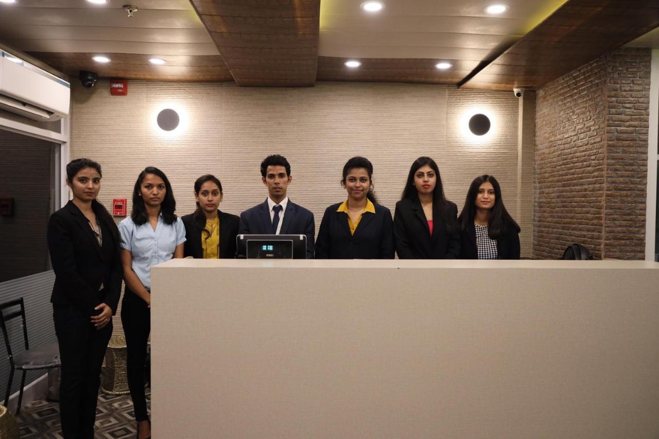 Hotel Airport Transit International Airport Terminal-3 New Delhi