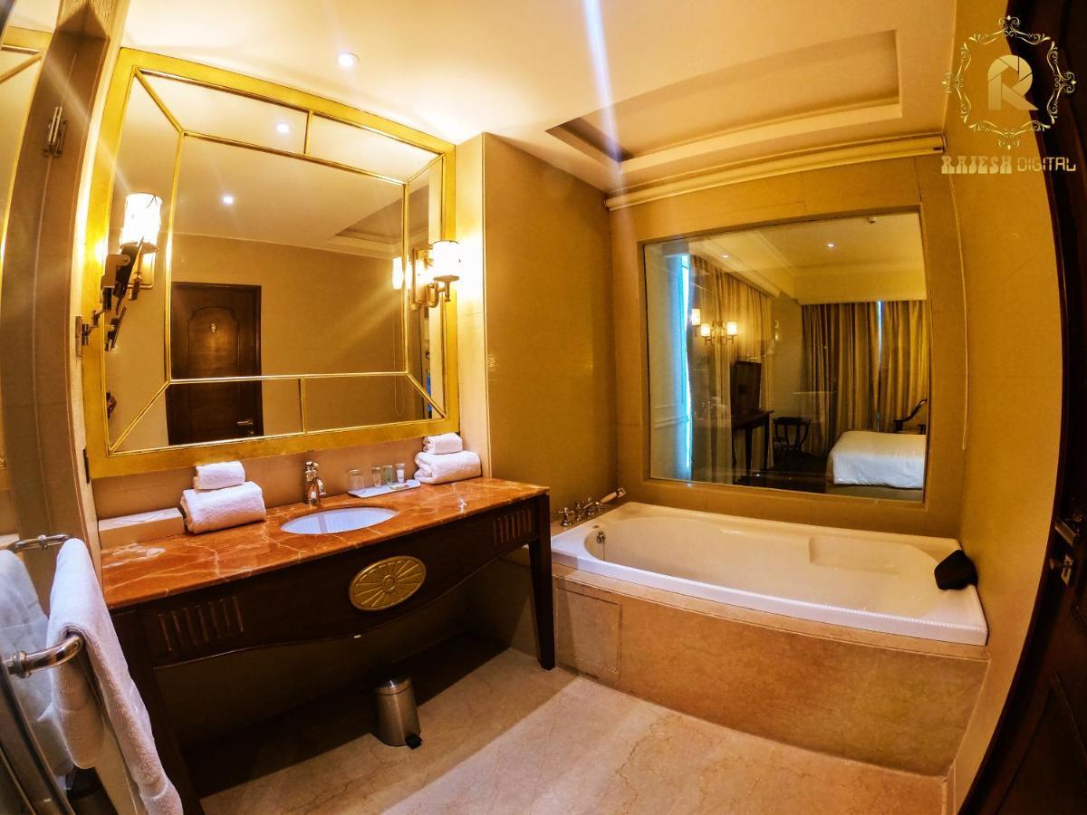 Golden Galaxy And Hotel Delhi (National Capital Territory of India)