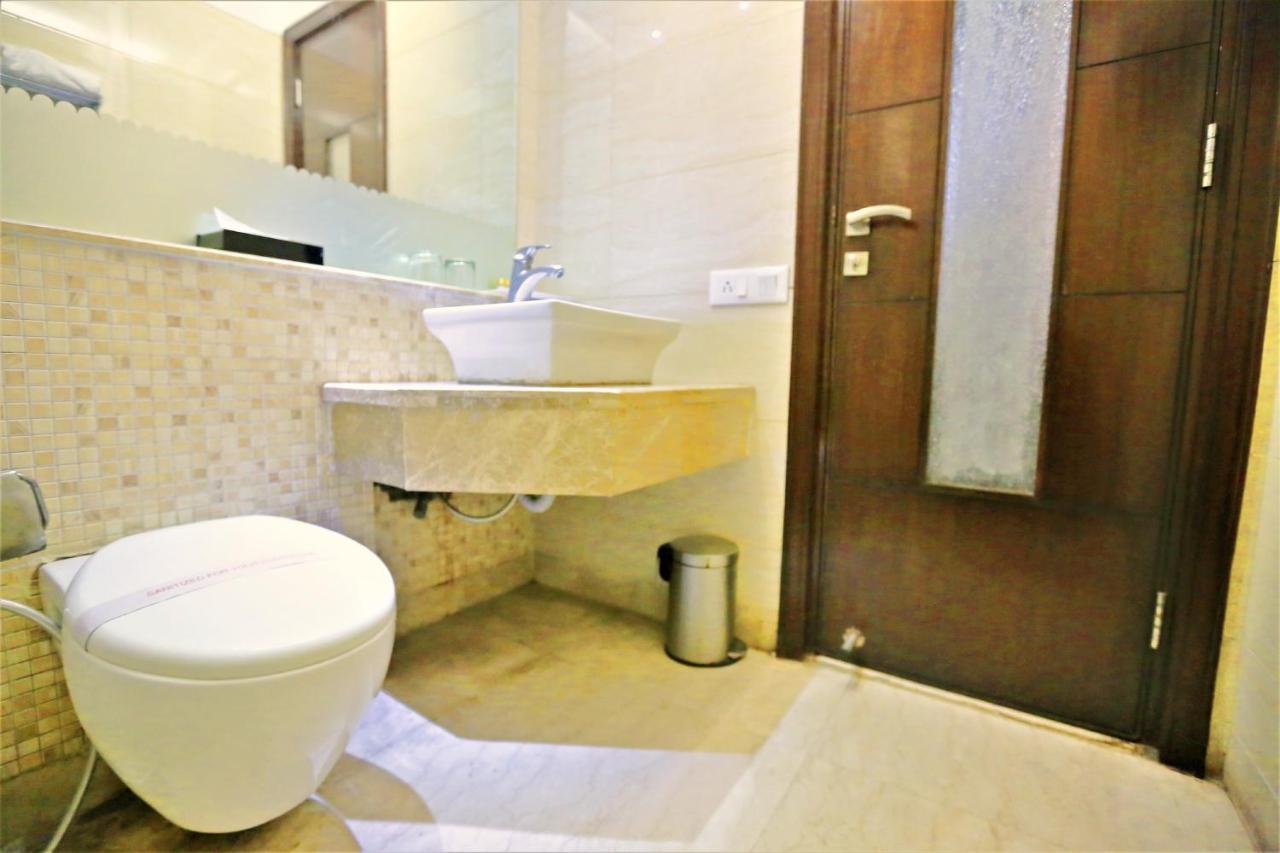 Hotel Venizia Sarovar Portico New Delhi