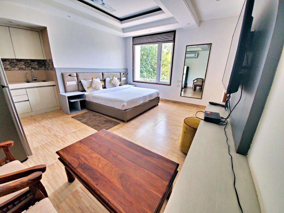 Redrose Homestay * New Delhi
