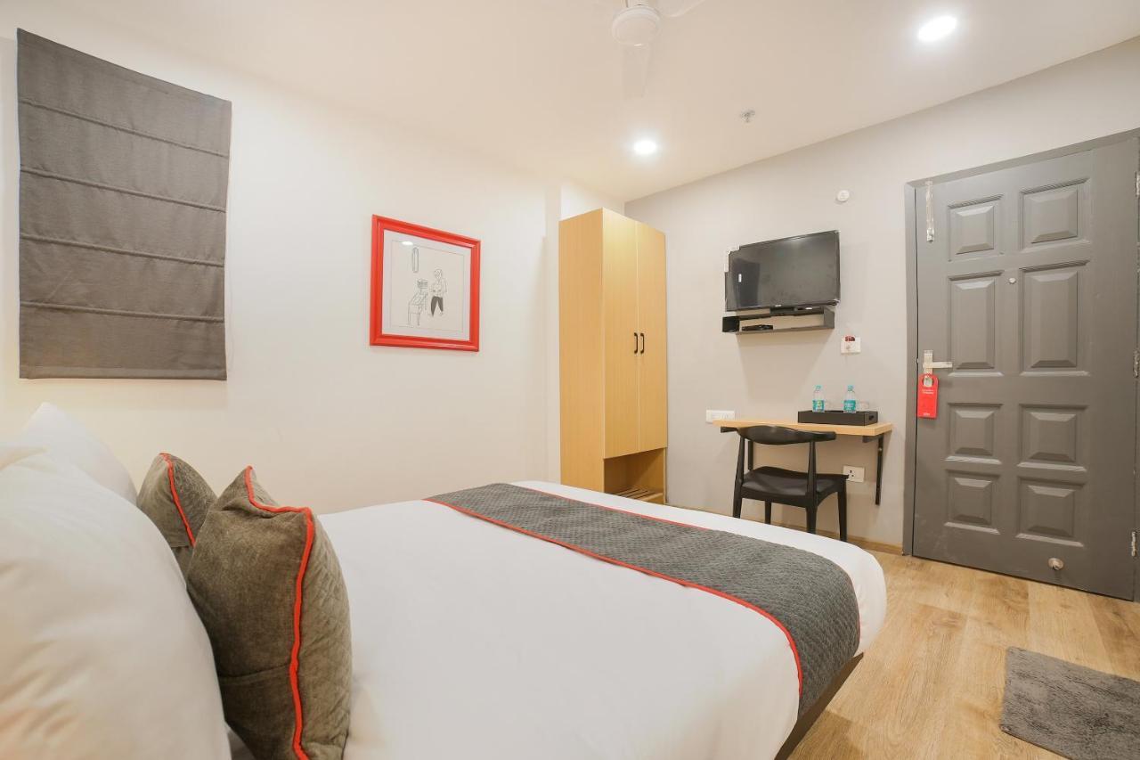 Oyo Townhouse 276 Sunrise Hotel 3*