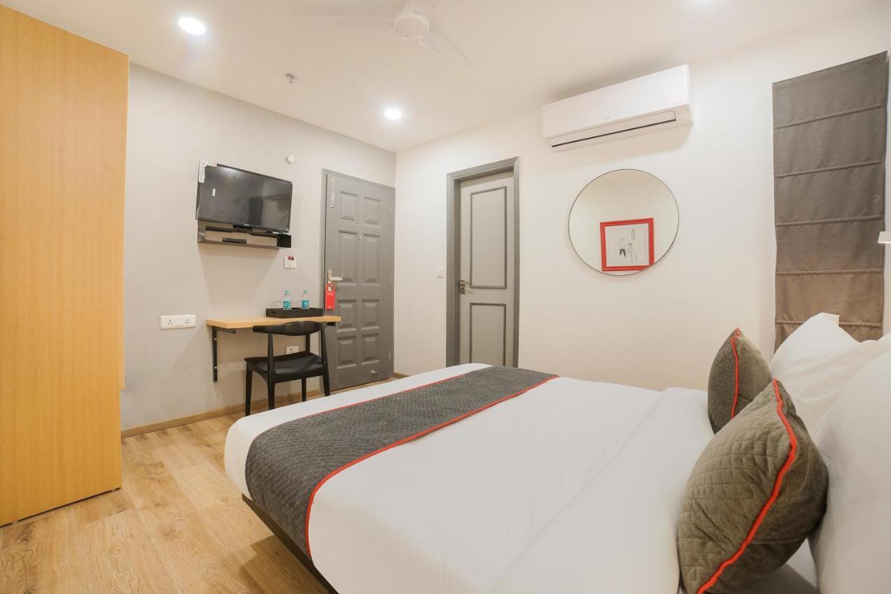 Oyo Townhouse 276 Sunrise Hotel