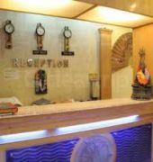 Fabexpress Welcome Palace Near Railway Station