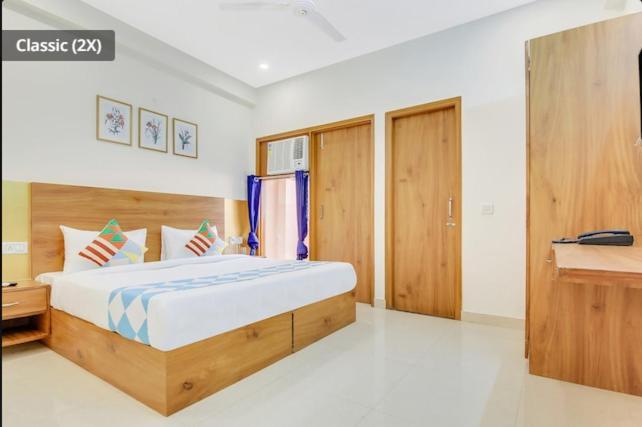 Hotel Vegas Hotel New Delhi