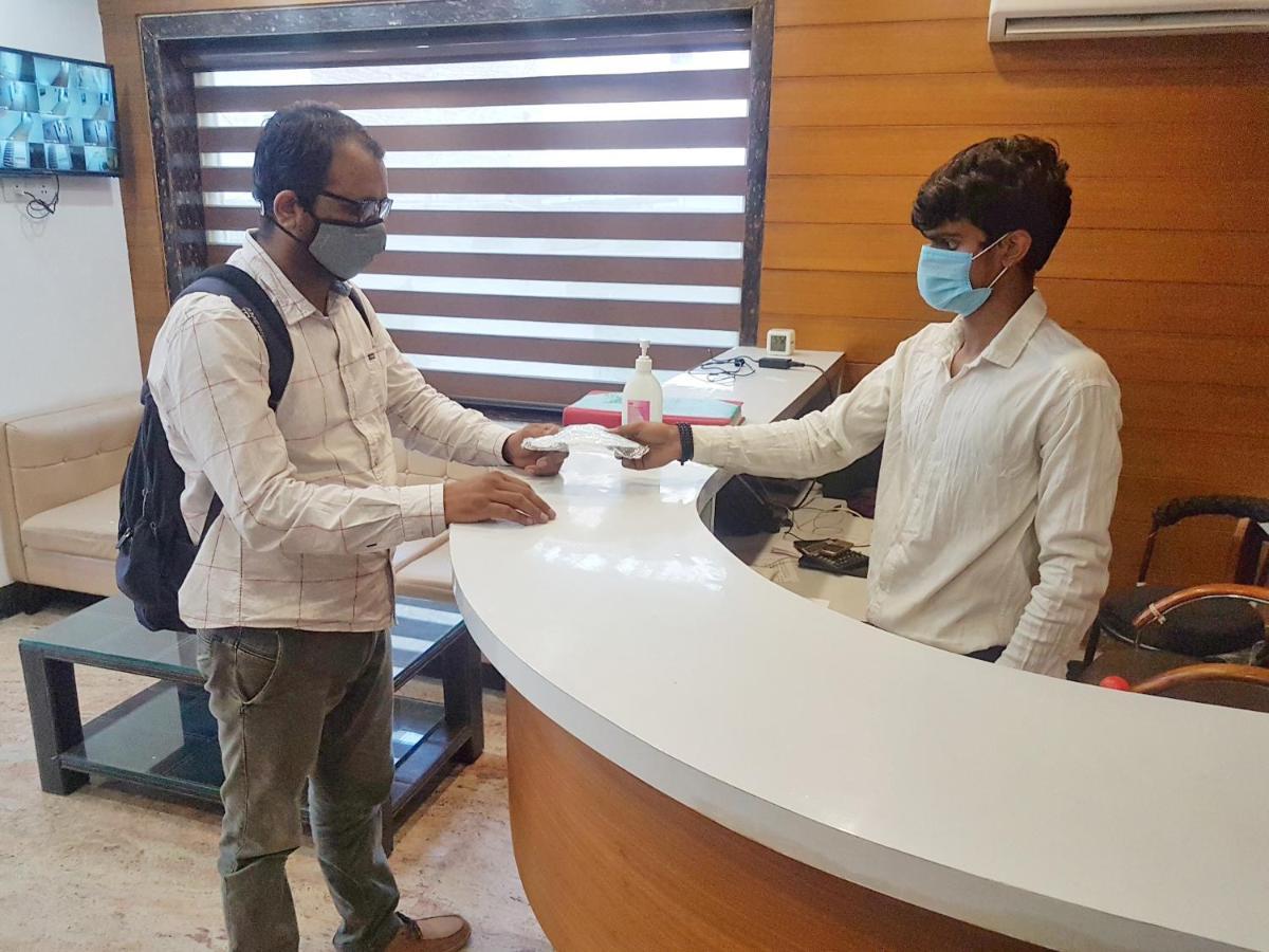 Airport Delhi Aerocity, 15 Mins Yashobhoomi 3* New Delhi