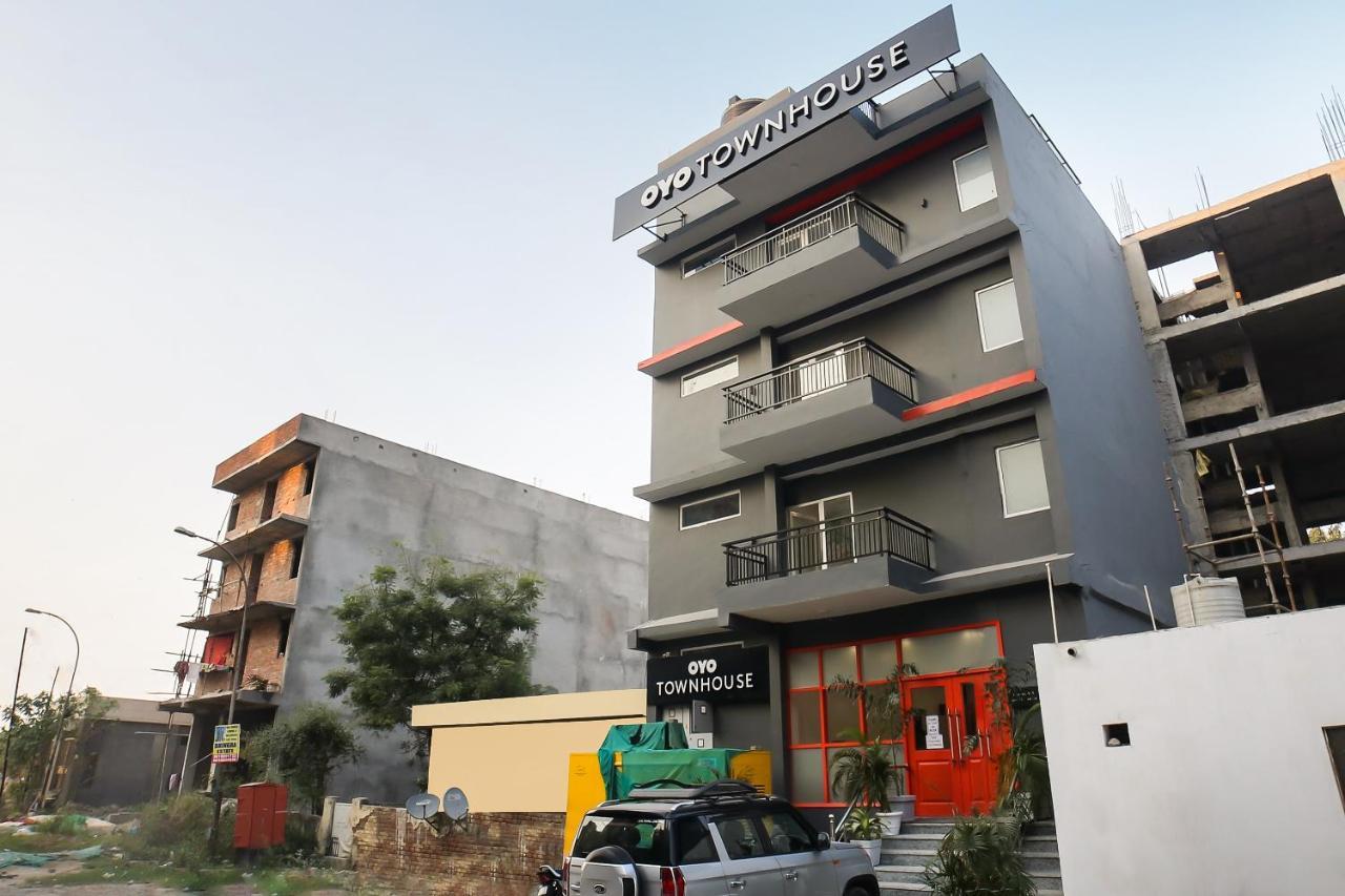 Oyo Townhouse 276 Sunrise Hotel Nova Deli