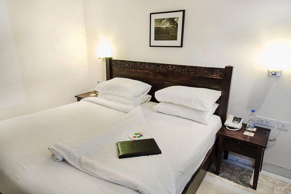 Hotel Mantra Amaltas 4*