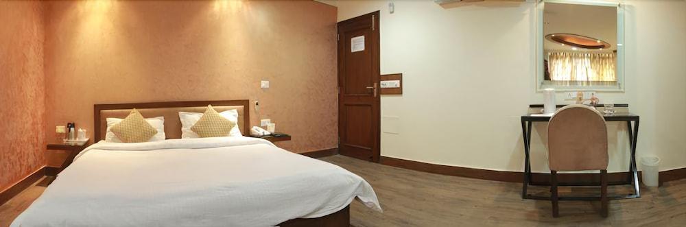 Chirag Residency 3* New Delhi