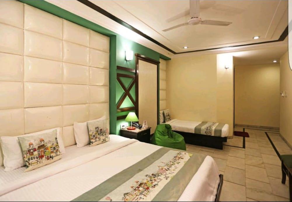 Hotel Unistar 3*