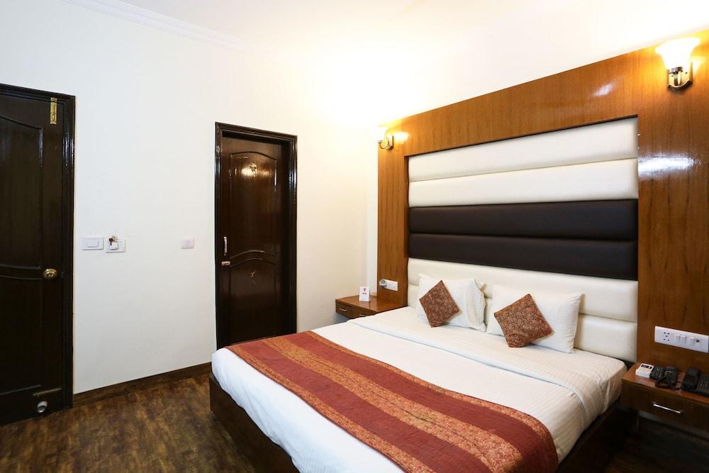 Zara Grand - Green Park Hotel New Delhi