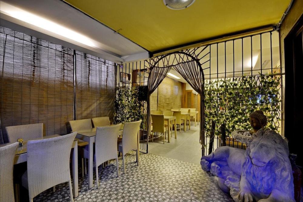 Collection O Hamilton 4* New Delhi