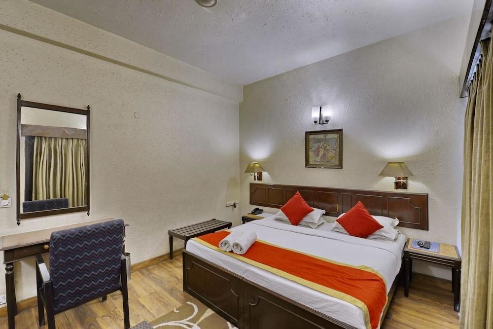 Collection O Hamilton Hotel 4*