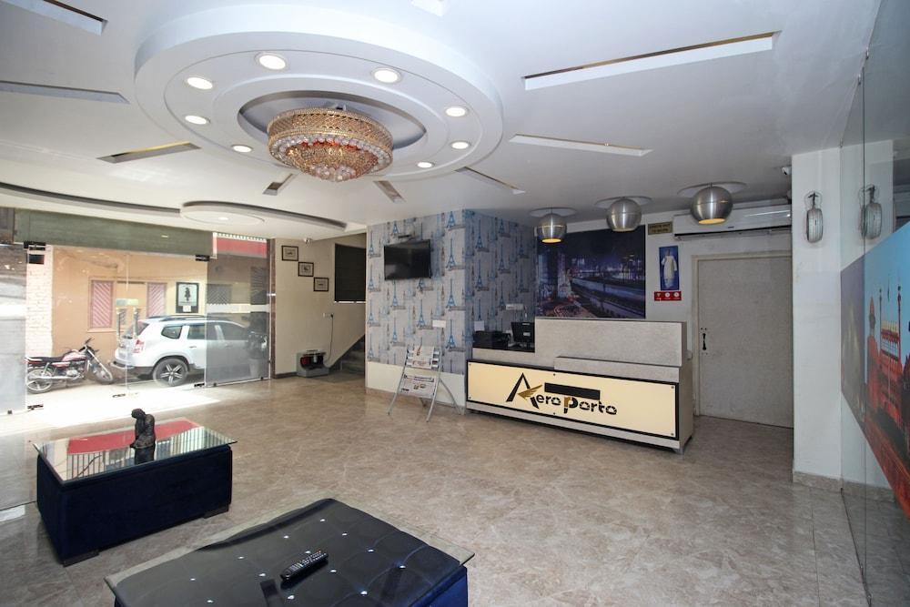 Hotel Aeroporto Nearest Landmark Aerocity Delhi 3* New Delhi