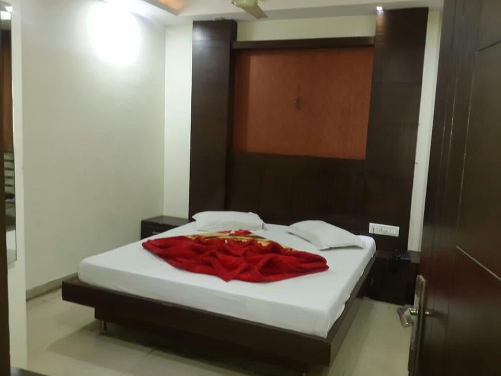 Hotel Klick International