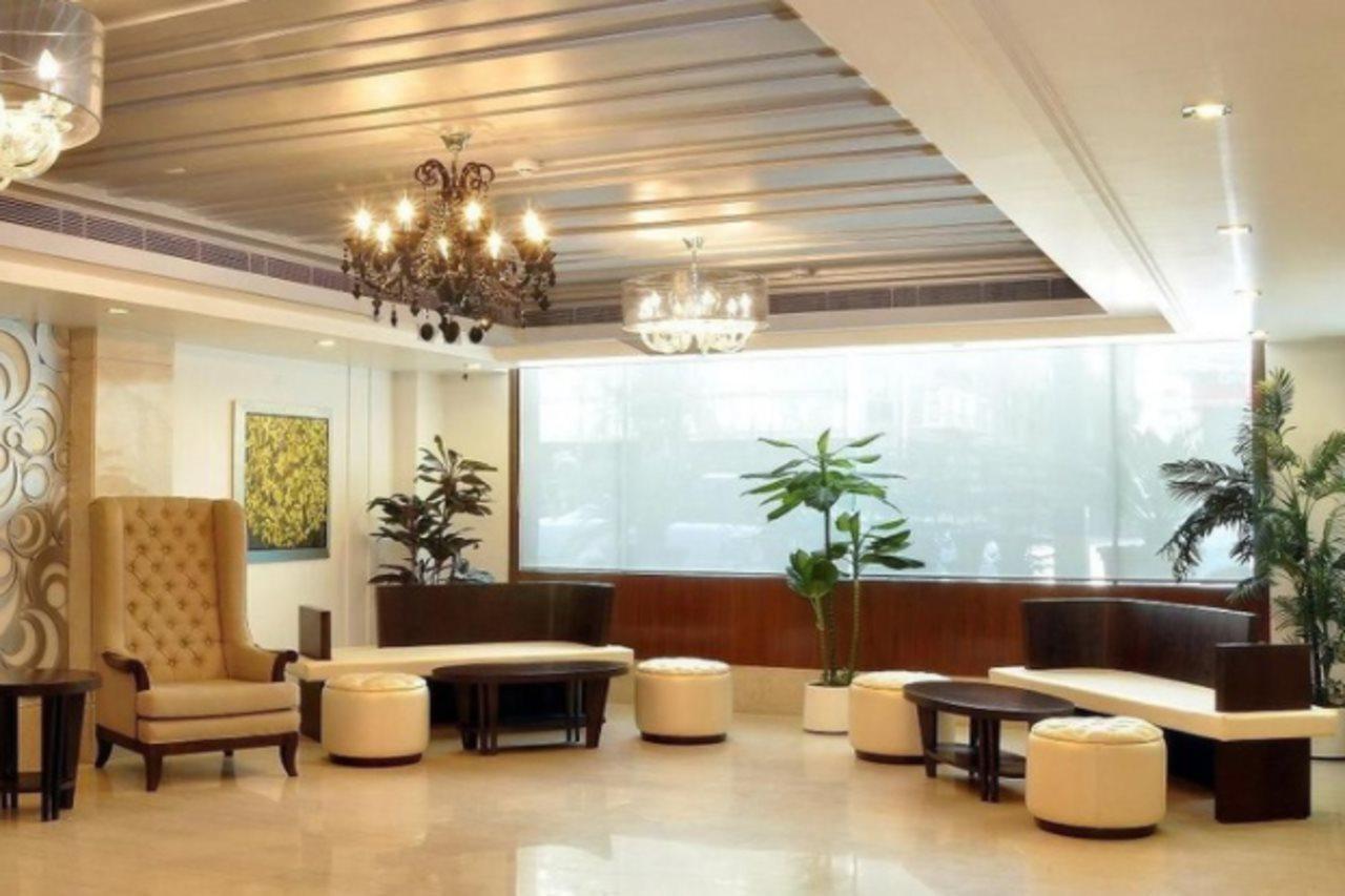 Almondz Hotel 3*