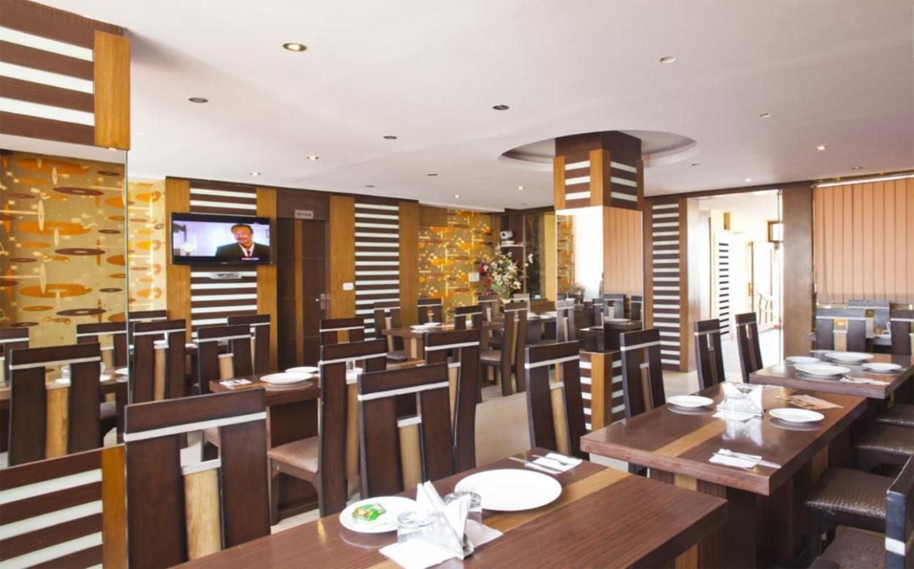 Shivdev International, Near Railway Station 3*