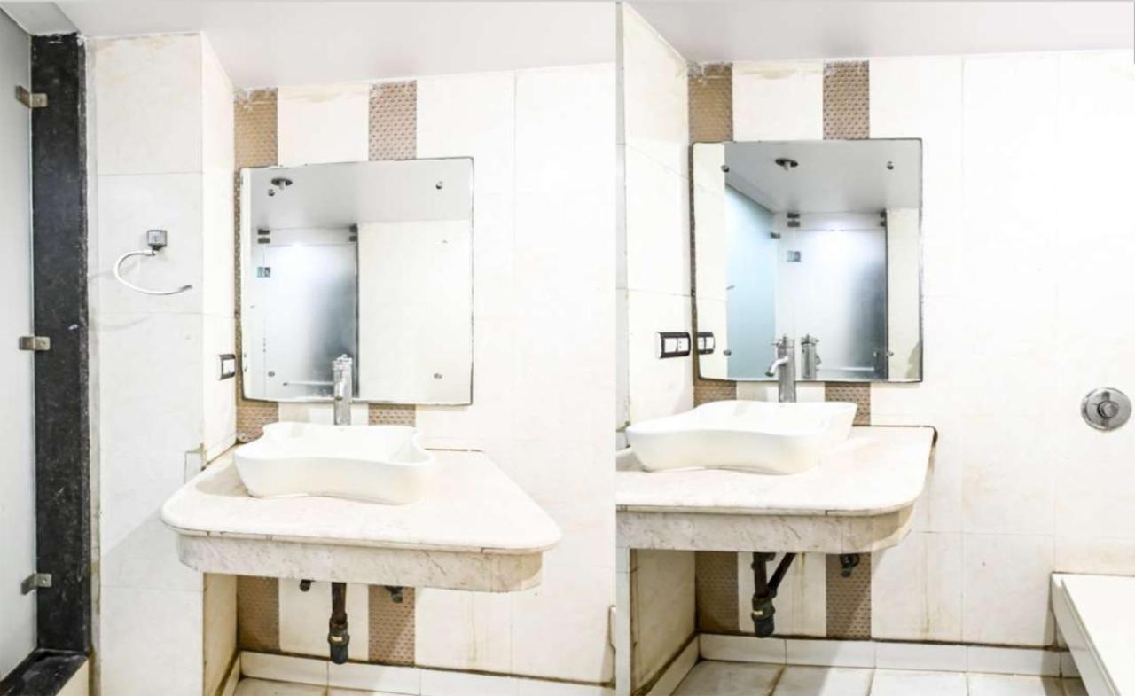 Shivdev International, Near Railway Station 3* New Delhi