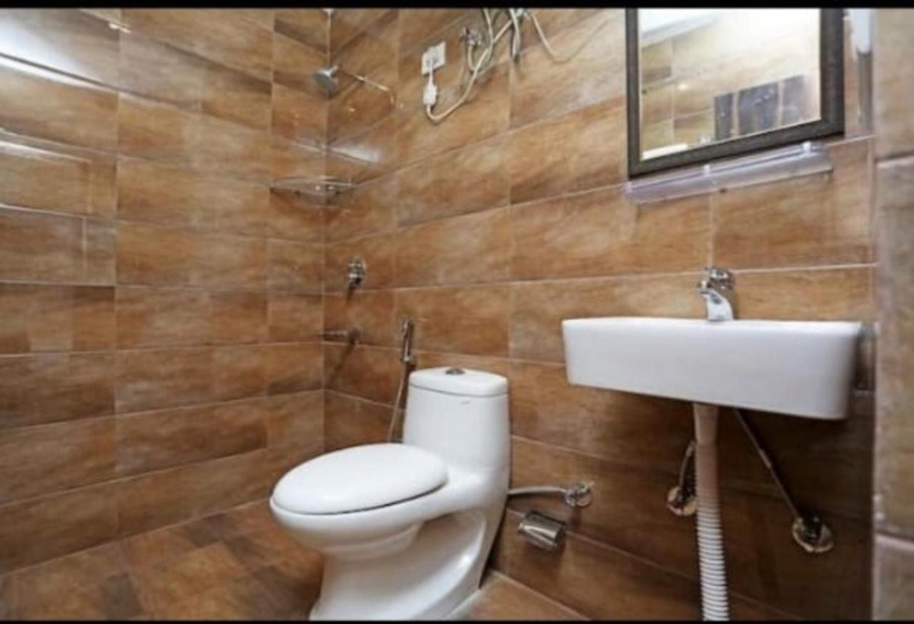 Golden Bliss At Airport Guest house 3*