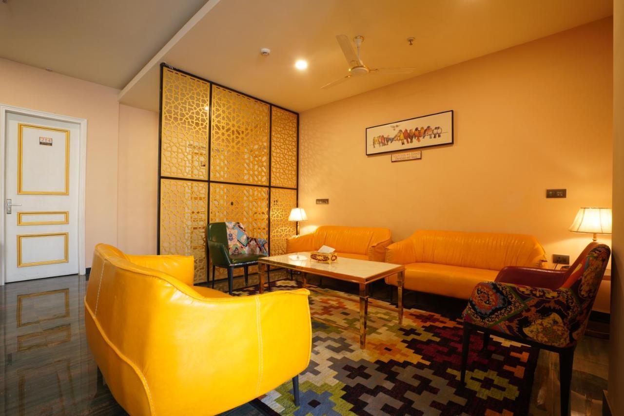 Heavens Gold Hotel