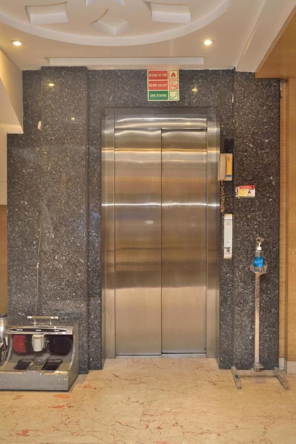 Aman Continental - 2mins From Railway Station And 5 Mins From Metro Hotel