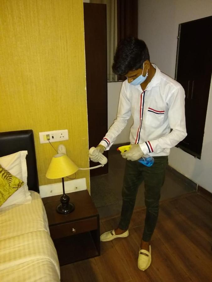 Airport Tashree 3*