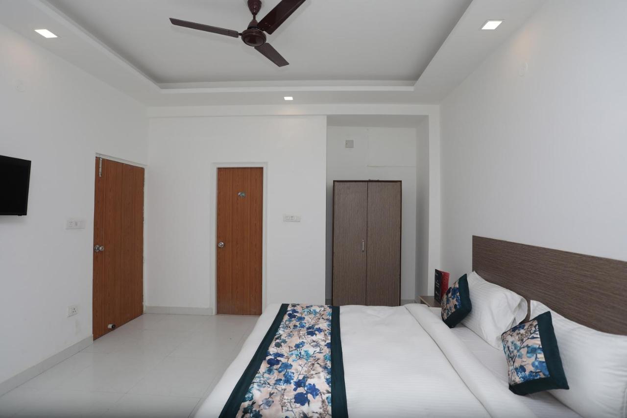 Oyo Qubic Hotel New Delhi