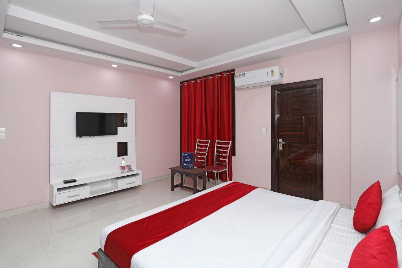 Oyo 10559 Pitampura Delhi (National Capital Territory of India)