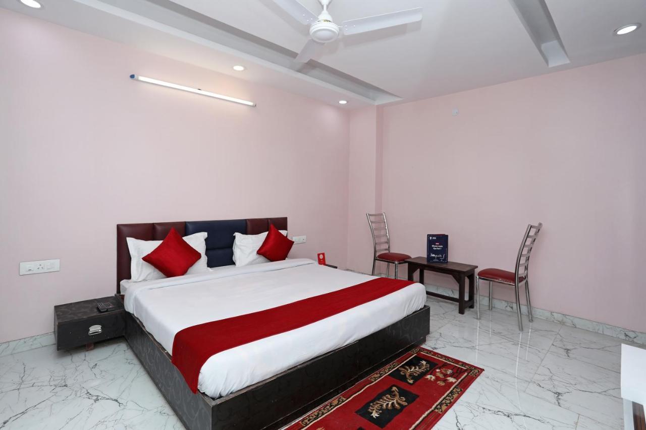 Oyo 10559 Pitampura Delhi (National Capital Territory of India)
