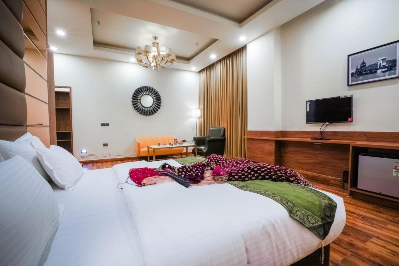 Heavens Gold Hotel 3*