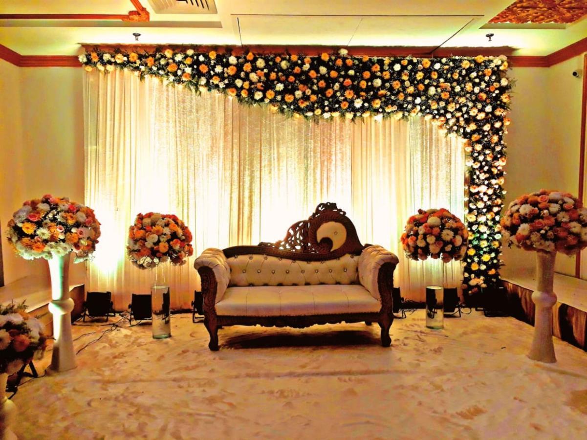 Hotel Heavens Gold New Delhi