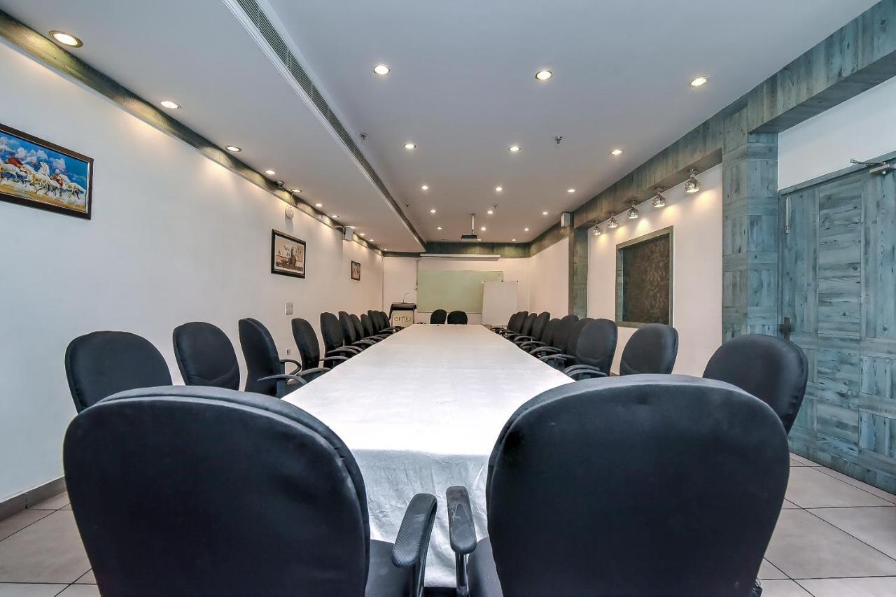 Hotel Capital O 16658 Anila