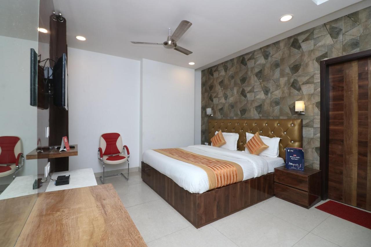 Oyo 9999 La Wisteria Hotel 3*