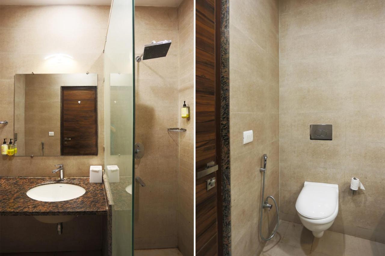 Hotel Capital O Green Palms Near Jhilmil Metro Station New Delhi