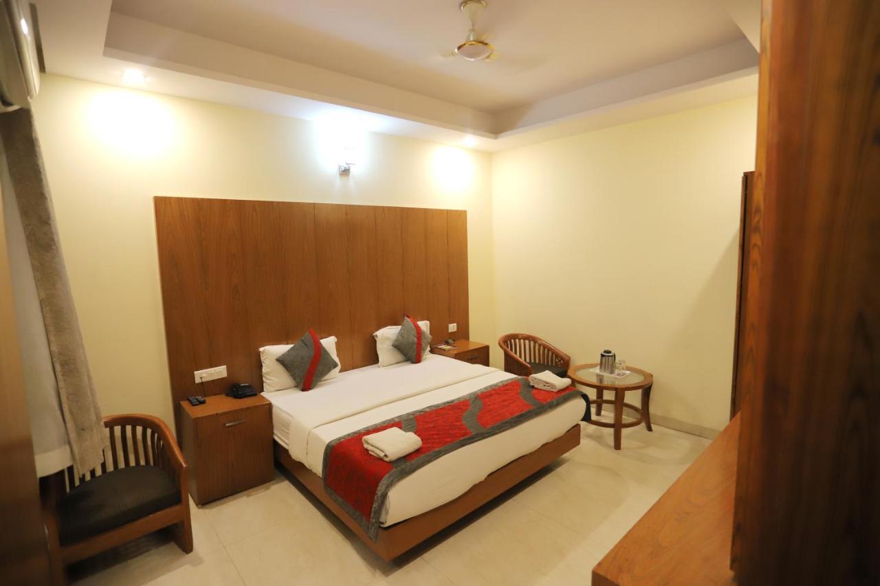 Aries New Delhi