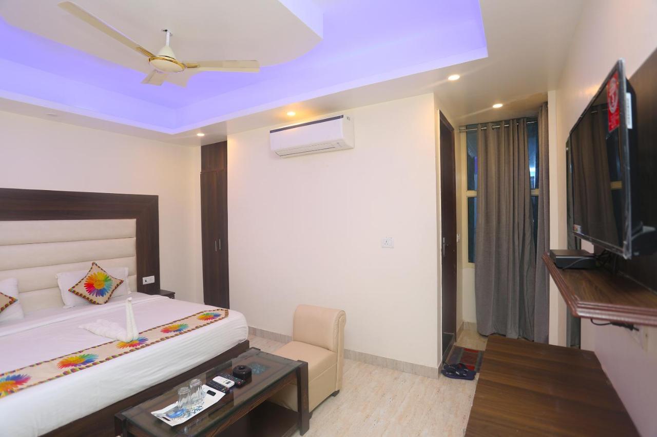 Raj Palace - Igi Airport Delhi 5*
