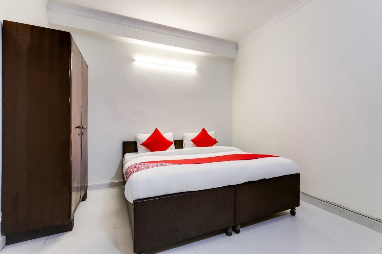 Oyo Flagship 61086 Shri Ram Residency Hotel