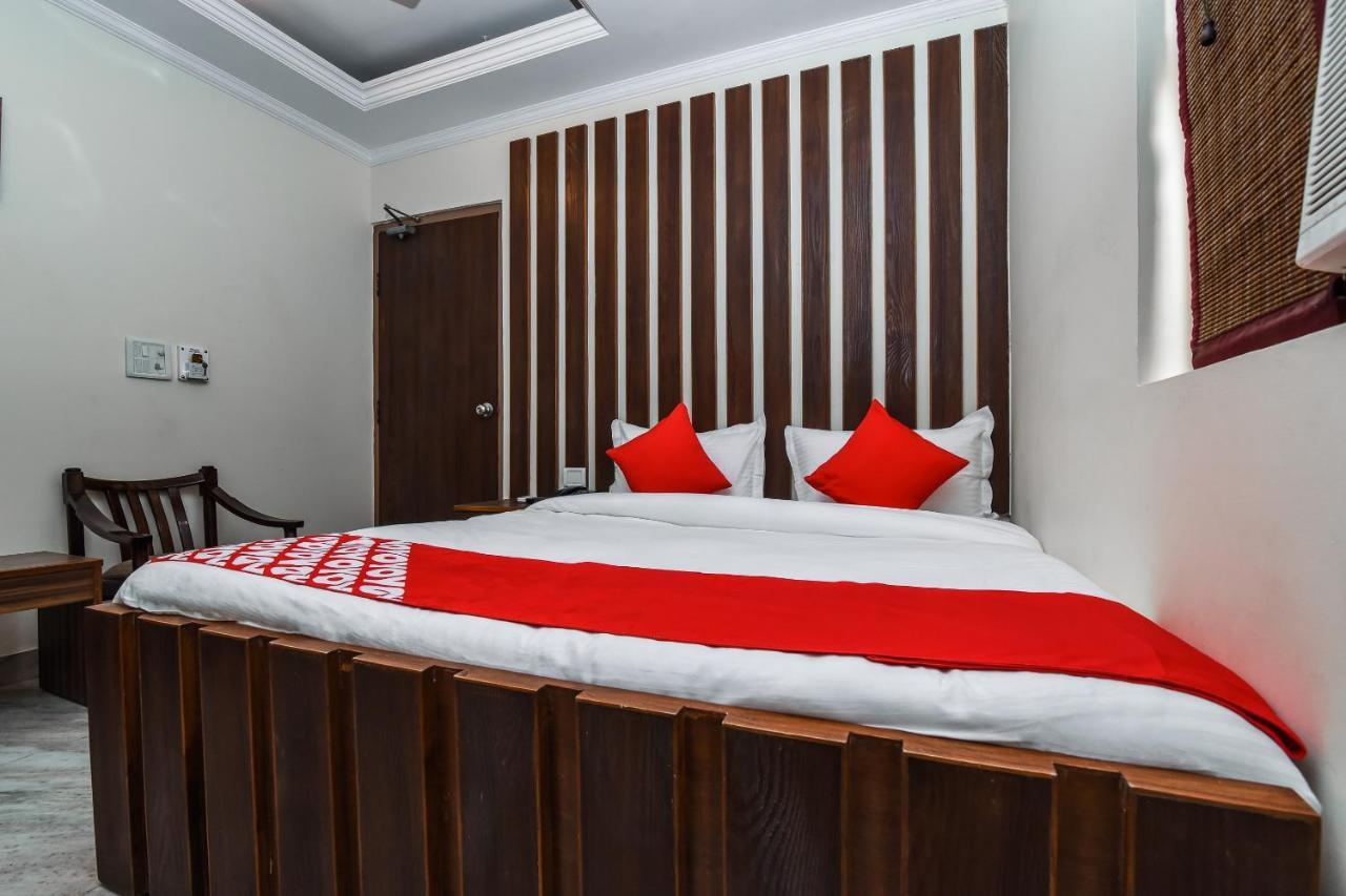 Hotel Oyo Flagship 14620 Kabila Karol Bagh 3*